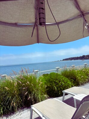 Terrace/patio - Heart of the Hamptons, Waterfront with Pool!  1 Bed/1 Bath Townhome (Hampton Bays)