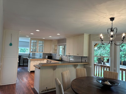 Charming 4-Bedroom Home in Bella Coola/Hagensborg