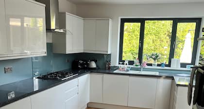Bungalow, Banstead Surrey
