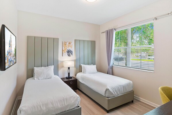 3 bedrooms, iron/ironing board, WiFi, bed sheets