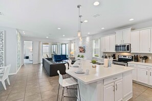 Interior - Last Minute Disney! Private Pool, Hot Tub, Game Room & Themed Bedrooms. Book Now! #97459 (Orlando)