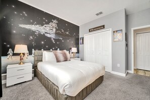 6 chambres, fer et planche à repasser, Wi-Fi, draps fournis