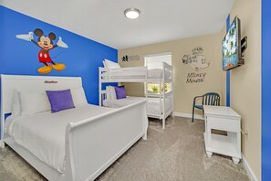 4 bedrooms, iron/ironing board, WiFi, bed sheets