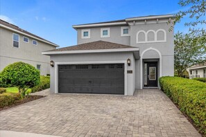 Exterior - Last Minute Disney! Private Pool, Hot Tub & Themed Bedrooms. Book Now! #91365 (Orlando)
