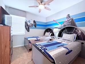 7 bedrooms, iron/ironing board, WiFi, bed sheets