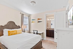 6 bedrooms, iron/ironing board, WiFi, bed sheets