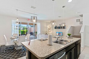 Interior - Last Minute Disney Getaway! Townhouse with Private Pool. Book Now! #93975 (Orlando)