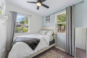 3 chambres, bureau, fer et planche à repasser, Wi-Fi