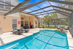 A heated pool - Last Minute Disney! Private Pool, Game Room & Themed Bedrooms. Book Now! #94001 (Orlando)