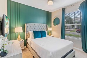 8 bedrooms, iron/ironing board, WiFi, bed sheets