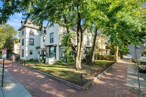 Exterior - Cozy Studio by Upenn & Drexel (Philadelphia)