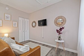 Smart TV, offices