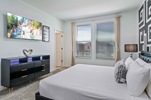 6 bedrooms, iron/ironing board, WiFi, bed sheets