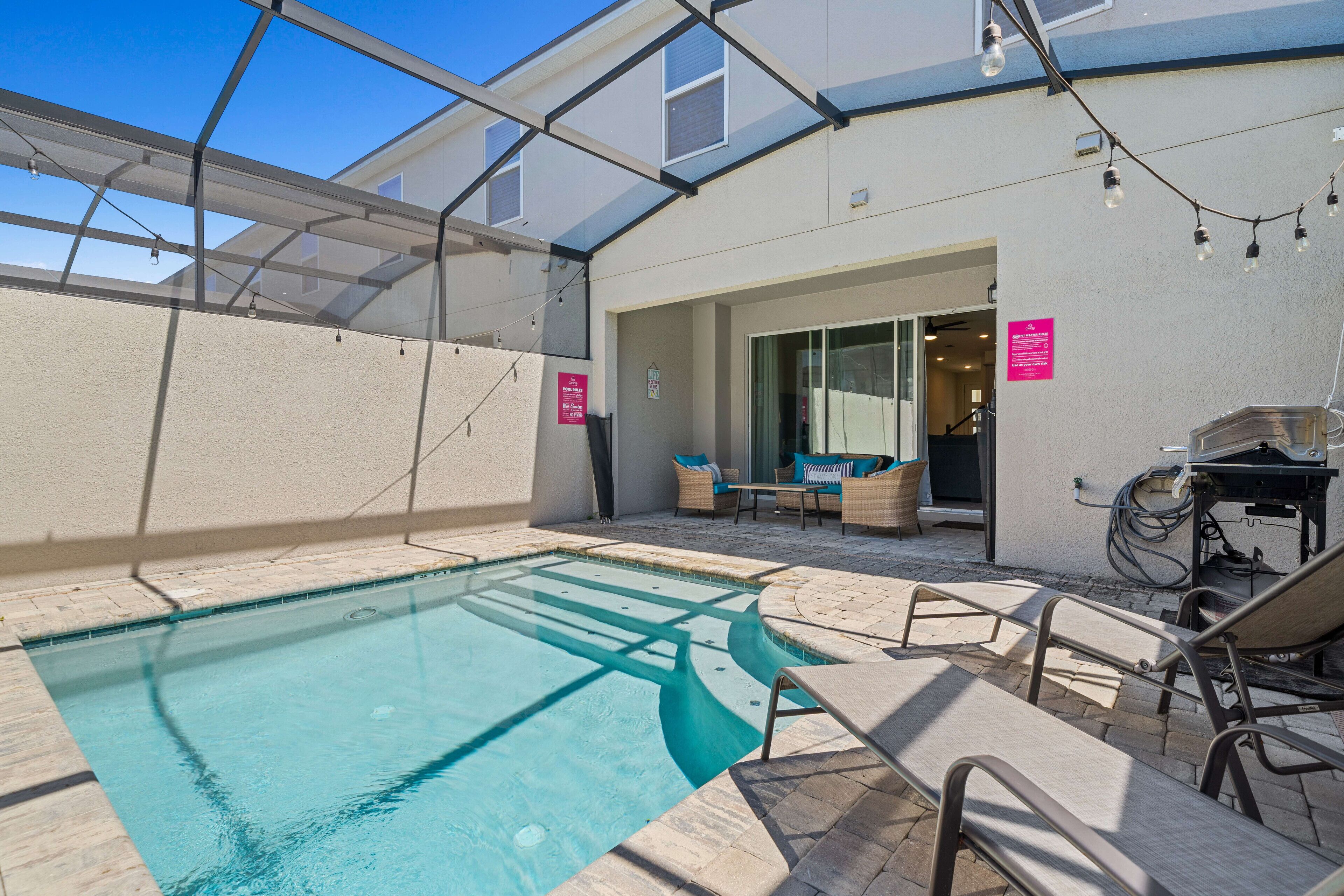 Et oppvarmet basseng