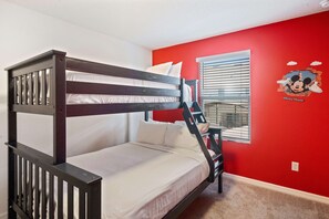 5 Schlafzimmer, Bügeleisen/Bügelbrett, WLAN, Bettwäsche