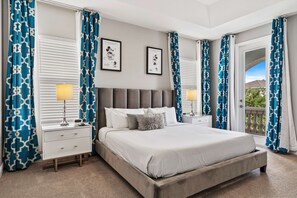 6 عدّة غرف نوم ومكواة/لوح كي وواي فاي وملاءات أسرّة