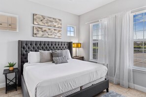 5 Schlafzimmer, Bügeleisen/Bügelbrett, WLAN, Bettwäsche