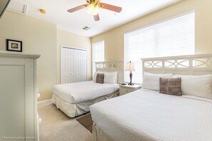 3 bedrooms, iron/ironing board, WiFi, bed sheets