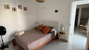 Chambre Double, 1 lit double, vue piscine