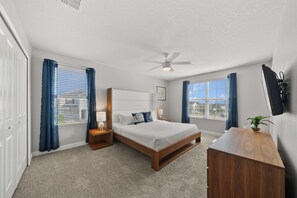 6 bedrooms, iron/ironing board, WiFi, bed sheets