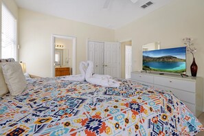 4 bedrooms, iron/ironing board, WiFi, bed sheets - Last Minute Disney Getaway! Villa with Private Pool & Hot Tub. Book Now! #128321 (Orlando)