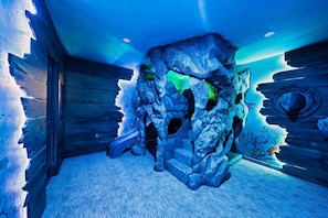 Spa - Last Minute Disney! Private Pool, Game Room & Themed Bedrooms. Book Now! #140833 (Orlando)