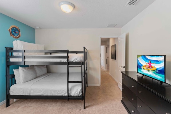 8 bedrooms, iron/ironing board, WiFi, bed sheets