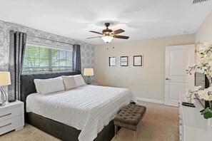 4 bedrooms, iron/ironing board, WiFi, bed sheets