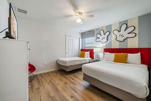 6 bedrooms, iron/ironing board, WiFi, bed sheets