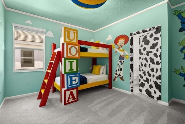 15 bedrooms, iron/ironing board, WiFi, bed sheets