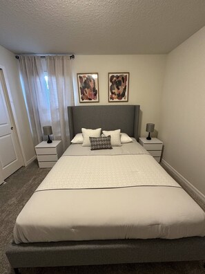 6 bedrooms, iron/ironing board, WiFi, bed sheets - Last Minute Disney! Private Pool, Hot Tub & Themed Bedrooms. Book Now! #119785 (Orlando)