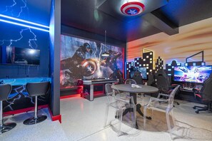Games room - Last Minute Disney Getaway! Private Pool, Game Room & Themed Bedrooms. Book Now! #149335 (Orlando)