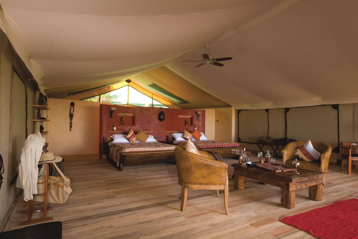 Deluxe Tent