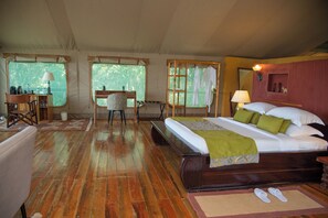 Room - Mara Engai Wilderness Lodge (Nairobi)