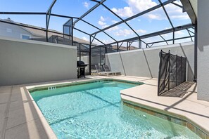 A heated pool - Storey Lake Resort 528 (Orlando)