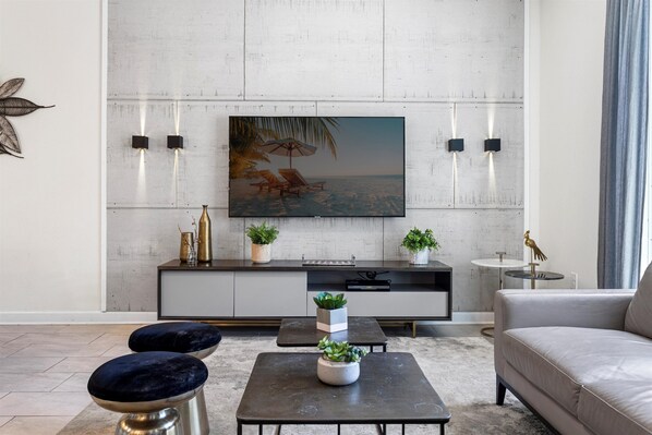 تلفزيون ذكي