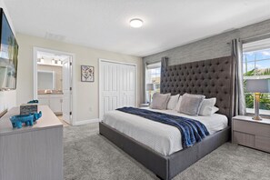 4 bedrooms, iron/ironing board, WiFi, bed sheets
