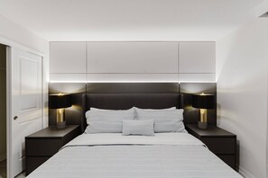 7 bedrooms, iron/ironing board, WiFi, bed sheets