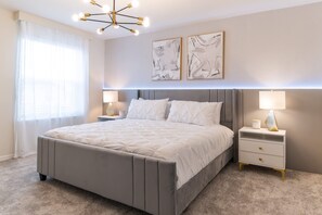 5 bedrooms, iron/ironing board, WiFi, bed sheets - Windsor Cay 151 - Five Bedroom Villa, Sleeps 10 (Orlando)