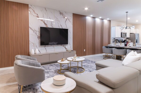 Smart TV - Windsor Cay 151 - Five Bedroom Villa, Sleeps 10 (Orlando)