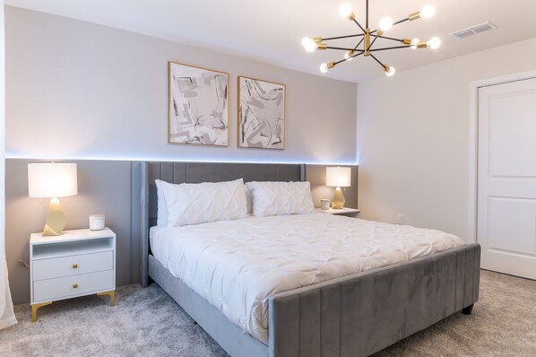 5 habitaciones, tabla de planchar con plancha, wifi y ropa de cama 