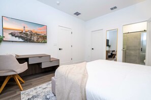 4 Schlafzimmer, Bügeleisen/Bügelbrett, WLAN, Bettwäsche