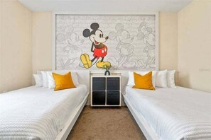 3 makuuhuonetta, silitysrauta/-lauta, Wi-Fi, vuodevaatteet