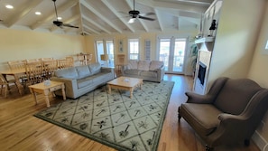House (4 Bedrooms) | Property amenity