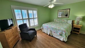 House (4 Bedrooms) | Property amenity