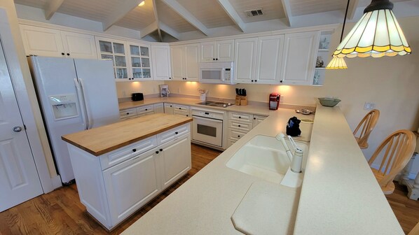 Talo (Unit B - No Pets) | Majoituspaikan mukavuudet