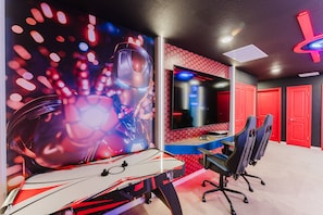 Games room - Last Minute Disney Getaway! Private Pool & Themed Bedrooms. Book Now! #151555 (Orlando)