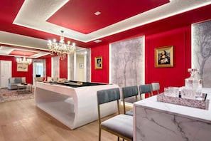 Spielezimmer