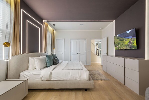 10 bedrooms, iron/ironing board, WiFi, bed sheets