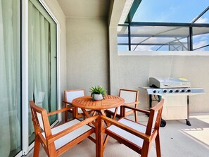 تناول الطعام بالخارج